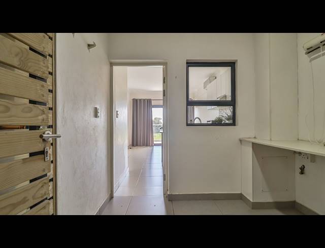 2 BEDROOM APARTMENT TO LET IN UMHLANGA RIDGE